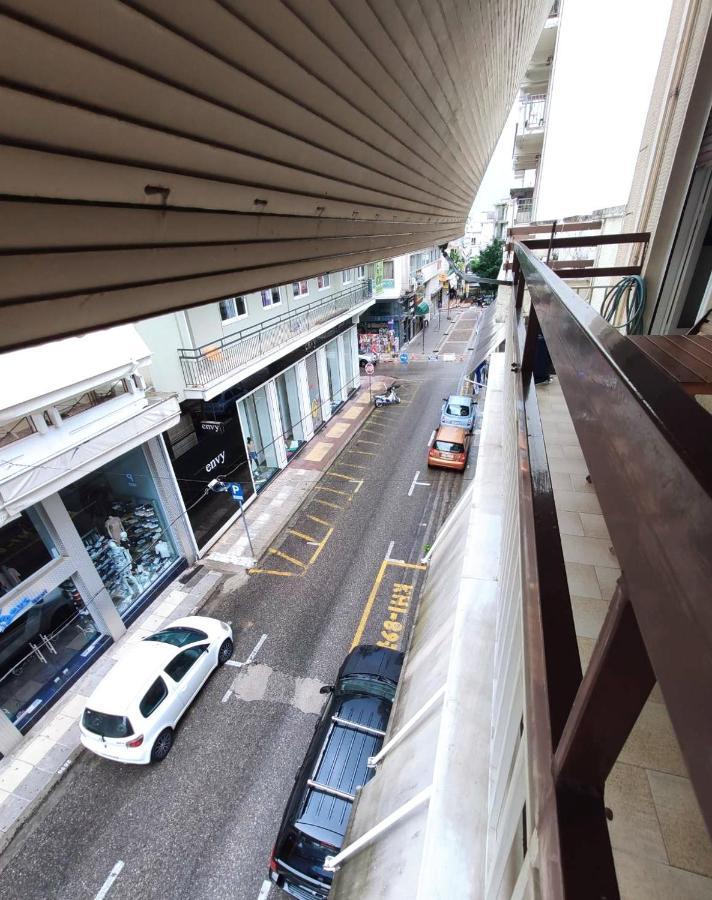 Apartamento Johnny'S Loft Agrinio Exterior foto