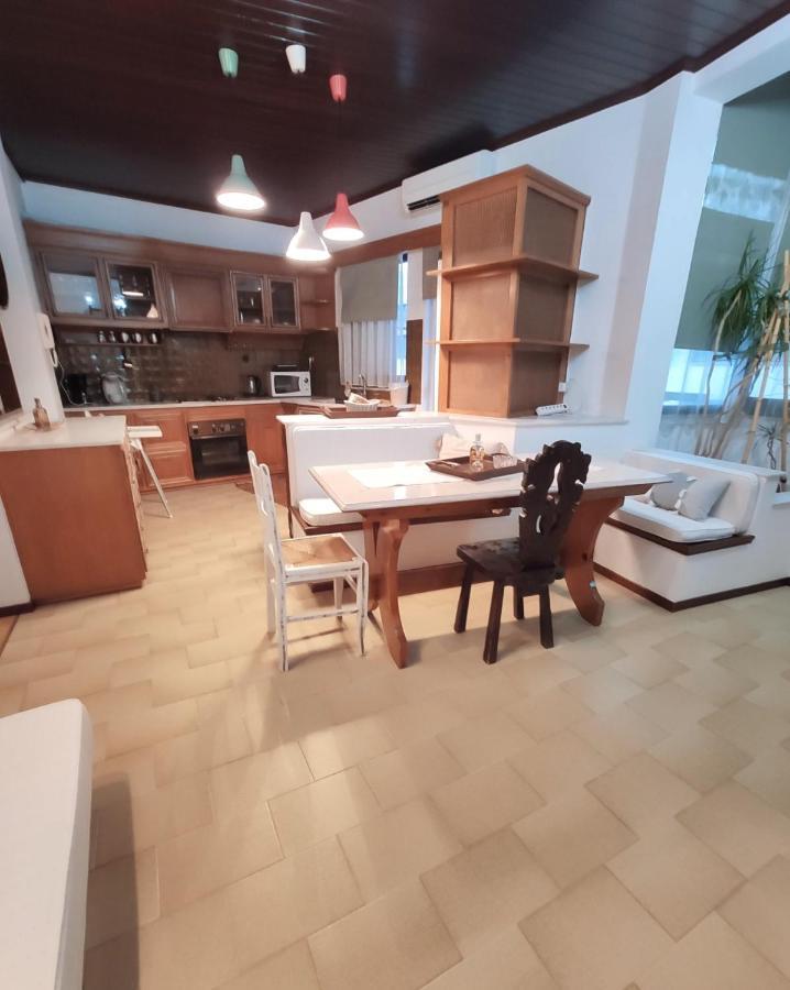 Apartamento Johnny'S Loft Agrinio Exterior foto